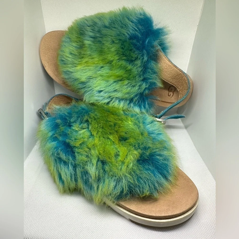 UGG HOLLY Blue-Green MULTI-Color Sandal - Women’s Size 7
